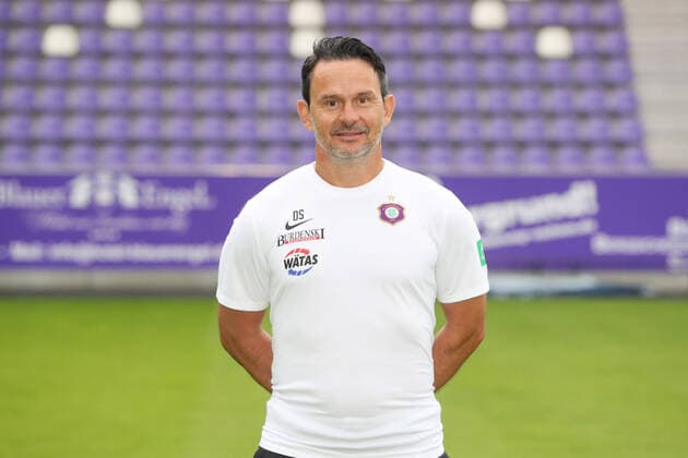 Team presentation Erz Aue Fussball 2 Bundesliga Coach Dirk Schuster FC Erzgebirge Aue 2 Bundesliga, portrait date 2020 2021 , Aue, 22 08 2020, Erzgebirgsstadion, Soccer ,