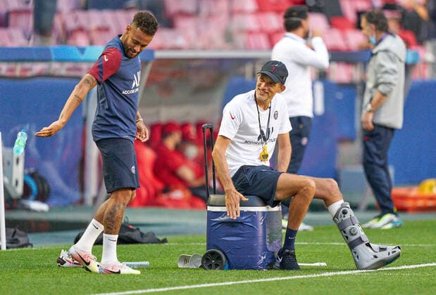 Training MD 1 Football UEFA Champions League FC BAYERN MUNICH PARIS SAINT GERMAIN PSG Lisbon, Lisbon, Portugal, 22nd August 2020 Thomas TUCHEL, PSG Coach NEYMAR, PSG 10 in the training session for the final match UEFA Champions League, final tournament FC BAYERN MUENCHEN PARIS SAINT GERMAIN PSG in season 2019 2020, FCB, photographer Peter Schatz Pool UEFA REGULATIONS PROHIBIT ANY USE OF PHOTOGRAPHS as IMAGE SEQUENCES and or QUASI VIDEO National and international News Agencies OUT Editorial Use ONLY Lisbon Estadio da Luz de Benfica Portugal Poolfoto Peter Schatz Pool ,EDITORIAL USE ONLY