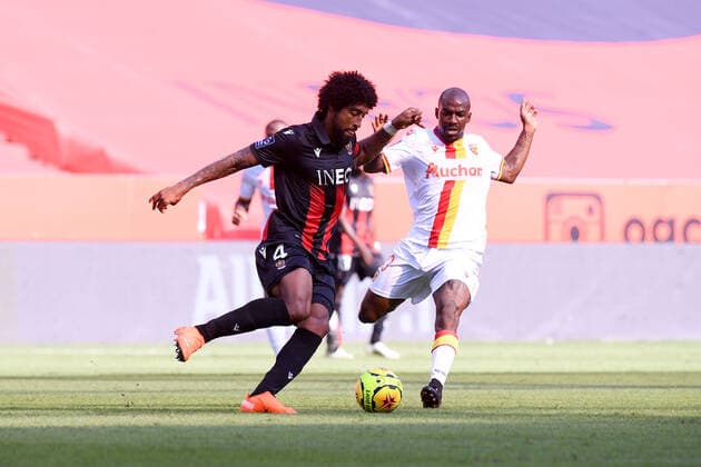 10 GAEL KAKUTA (LENS) - 04 DANTE (NICE) FOOTBALL : Nice vs Lens - Ligue 1 Uber Eats - 23 08 2020 FEP Panoramic 
