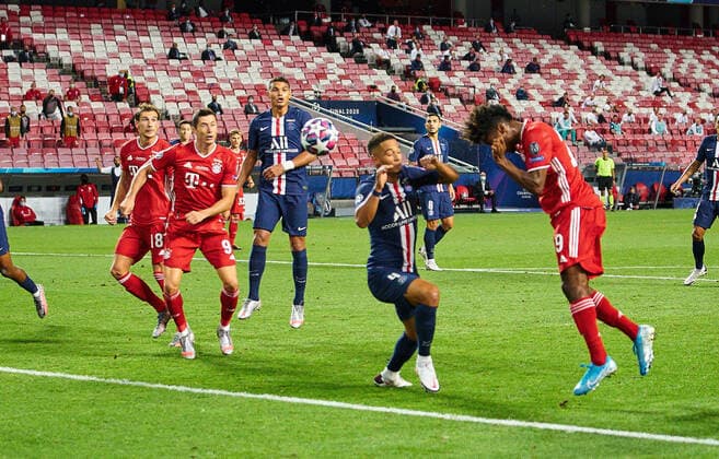 Final Football UEFA Champions League FC BAYERN MUENCHEN PARIS SAINT GERMAIN PSG 1 0 Lisbon, Lisbon, Portugal, 23rd August 2020 Kingsley COMAN, FCB 29 scores, shoots goal for , Goal, Score, 1 0 against Keylor NAVAS, Goalkeeper PSG 1 Thilo KEHRER, PSG 4 , Robert LEWANDOWSKI, FCB 9 Thiago SILVA, PSG 2 Leon GORETZKA, FCB 18 watch in the final match UEFA Champions League, final tournament FC BAYERN MUENCHEN PARIS ST GERMAIN PSG 1 0 in season 2019 2020, FCB, photographer Peter Schatz Pool UEFA REGULATIONS PROHIBIT ANY USE OF PHOTOGRAPHS as IMAGE SEQUENCES and or QUASI VIDEO National and international News Agencies OUT Editorial Use ONLY Lisbon Estadio da Luz de Benfica Portugal Poolfoto Peter Schatz ,EDITORIAL USE ONLY