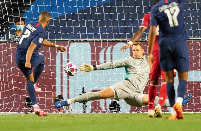 Final Football UEFA Champions League FC BAYERN MUNICH PARIS SAINT GERMAIN PSG 1 0 Lisbon, Lisbon, Portugal, 23rd August 2020 Manuel NEW, FCB 1 save against Kylian MBAPPE, PSG 7 in the final match UEFA Champions League, final tournament FC BAYERN MUNICH PARIS ST GERMAIN PSG 1 0 in season 2019 2020, FCB, Photographer Peter Schatz Pool UEFA REGULATIONS PROHIBIT ANY USE OF PHOTOGRAPHS as IMAGE SEQUENCES and or QUASI VIDEO National and international News Agencies OUT Editorial Use ONLY Lisbon Estadio da Luz de Benfica Portugal Poolfoto Peter Schatz ,EDITORIAL USE ONLY