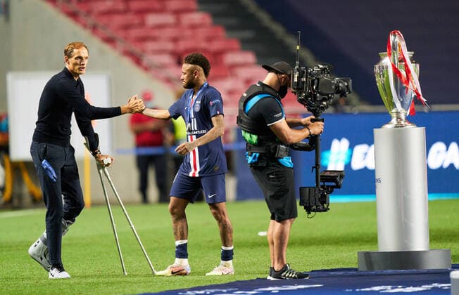 Final Football UEFA Champions League FC BAYERN MUNICH PARIS SAINT GERMAIN PSG 1 0 Lisbon, Lisbon, Portugal, 23rd August 2020 Thomas TUCHEL, PSG Coach NEYMAR, PSG 10 sad team FCB win the trophy in the final match UEFA Champions League, final tournament FC BAYERN MUENCHEN PARIS ST GERMAIN PSG 1 0 in season 2019 2020, FCB, photographer Peter Schatz Pool UEFA REGULATIONS PROHIBIT ANY USE OF PHOTOGRAPHS as IMAGE SEQUENCES and or QUASI VIDEO National and international News Agencies OUT Editorial Use ONLY Lisbon Estadio da Luz de Benfica Portugal Poolfoto Peter Schatz ,EDITORIAL USE ONLY