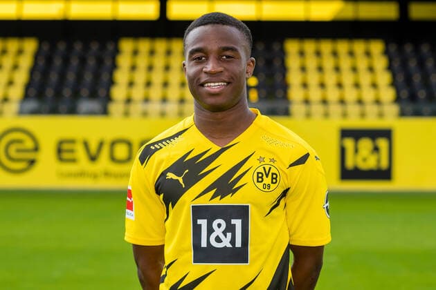 Offizieller Fototermin Borussia Dortmund 2020 Youssoufa Moukoko; Borussia Dortmund; 1.BL, Porträttermin 2020 2021 Foto: Alexandre Simoes BVB via TEAM2sportphoto Dortmund Nordrhein-Westfalen Deutschland *** Borussia Dortmund 2020 Youssoufa Moukoko Borussia Dortmund 1 BL, portrait date 2020 2021 photo Alexandre Simoes BVB via TEAM2sportphoto Dortmund Nordrhein Westfalen Germany Poolfoto TEAM2sportphoto ,EDITORIAL USE ONLY