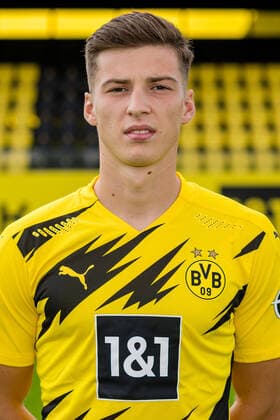 Borussia Dortmund 2020 Tobias Raschl Borussia Dortmund 1 BL, portrait date 2020 2021 Photo Alexandre Simoes BVB via TEAM2sportphoto Dortmund Nordrhein Westfalen Germany Poolfoto TEAM2sportphoto ,EDITORIAL USE ONLY