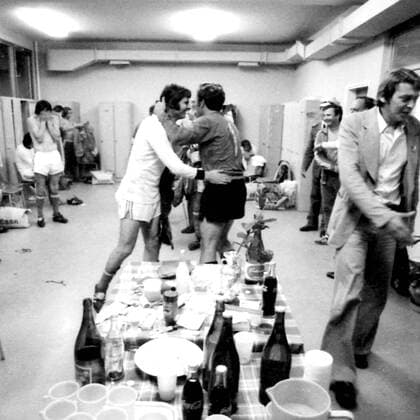 VIKTOR Ivo goalkeeper team CSSR European Champion cheers after the victory in the cabin with captain ONDRUS Anton UEFA European Football Championships 1976 in Yugoslavia European Championship Final 1976 Czechoslovakia Germany 5 3 on 20 June 1976 in Belgrade