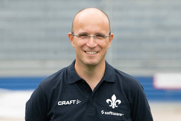27 08 2020, xfux, Soccer 2 Bundesliga, SV Darmstadt 98, 2 BL, portrait appointment 2020 2021, photo appointment, emonline, emspor, deloka, v l team doctor Dr Alexander Lesch SV Darmstadt 98 2 BL portrait appointment 2020 2021 Darmstadt