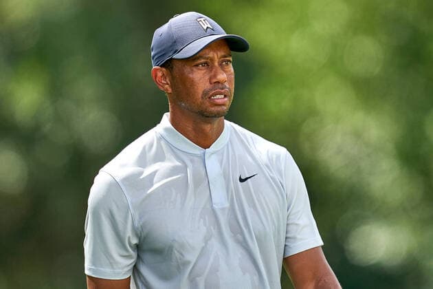 OLYMPIA FIELDS, IL - AUGUST 28: Tiger Woods of the United States look on as he approaches his second shot on the first hole during the first round of the BMW Championship on the North Course at Olympia Fields Country Club on August 28, 2020 in Olympia Fields, Illinois. (Photo by Robin Alam Icon Sportswire) GOLF: AUG 28 PGA, Golf Herren - BMW Championship Icon164200228001