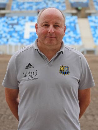28 08 2020, xklex, Football 3 League, 1 FC Saarbruecken Photo session 2020 21 PortraÌˆttermin 2020 2021, emspor, v l Zeugwart Ruediger Schmidt 1 FC Saarbruecken Saarbruecken