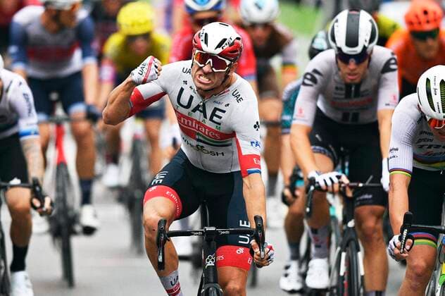 Bilder des Jahres 2020, Sport 08 August Sport Themen der Woche KW35 Sport Bilder des Tages NICE, FRANCE - AUGUST 29 : KRISTOFF Alexander (NOR) of UAE TEAM EMIRATES during stage 1 of the 107th edition of the 2020 Tour de France cycling race, a stage of 156 kms with start in Nice Moyen Pays and finish in Nice on August 29, 2020 in Nice, France, 29 08 2020 ( Motordriver Marnik Vansevenant - Photo by Vincent Kalut Photo News CYCLISME : Depart Tour de France - etape 1 - 29 08 2020 PHOTONEWS PANORAMIC 