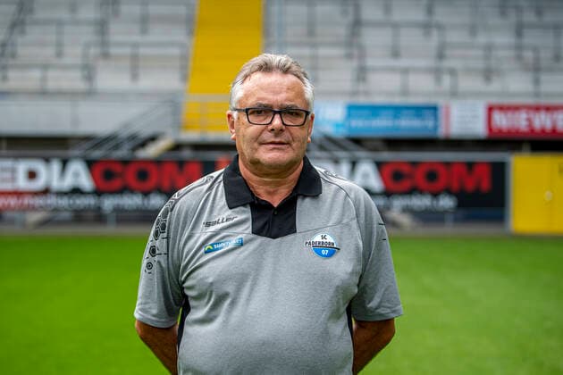 Supervisor Michael Heppner SC Paderborn 07 2 BL, portrait date 2020 2021 Copyright: xKirchner-Mediax