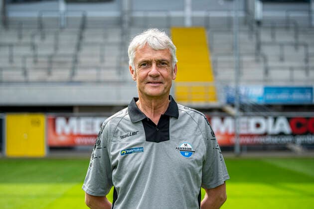 Team doctor Dr Hans Walter Hemmen SC Paderborn 07 2 BL, portrait date 2020 2021 Copyright: xKirchner-Mediax