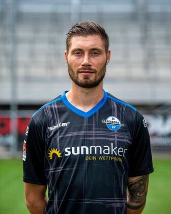 Christian Strohdiek SC Paderborn 07 2 BL, portrait date 2020 2021 Copyright: xKirchner-Mediax