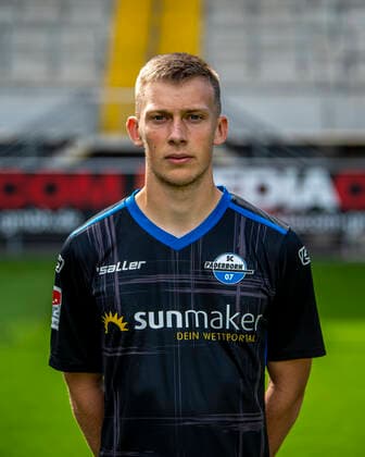 Adrian Oeynhausen SC Paderborn 07 2 BL, portrait date 2020 2021 Copyright: xKirchner-Mediax