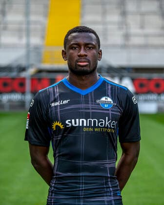 Jamilu Collins SC Paderborn 07 2 BL, portrait date 2020 2021 Copyright: xKirchner-Mediax