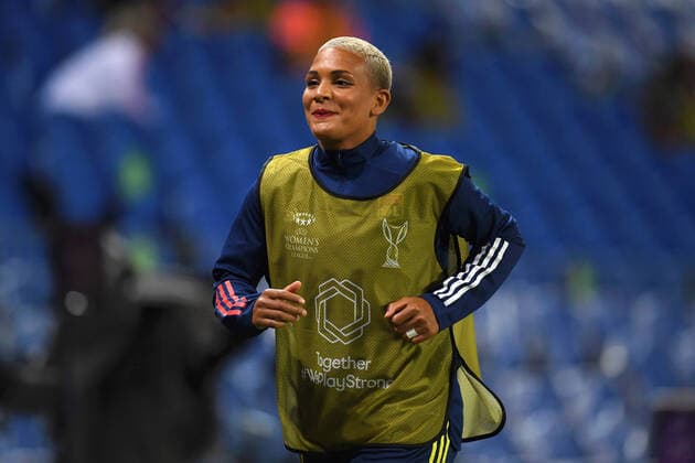 FOOTBALL VfL Wolfsburg Womens vs Olympique Lyonnais UEFA Ligue of Champions Final 30 08 2020 SAN SEBASTIAN, SPAIN AUGUST 30 Shanice van de Sanden of Olympique Lyon warms up during the UEFA Women s Champions League Final between VfL Wolfsburg Women s and Olympique Lyonnais at Estadio Anoeta on August 30, 2020 in San Sebastian, Spain San Sebastian Espagne Poolfoto Panoramic POOL UEFA ,EDITORIAL USE ONLY