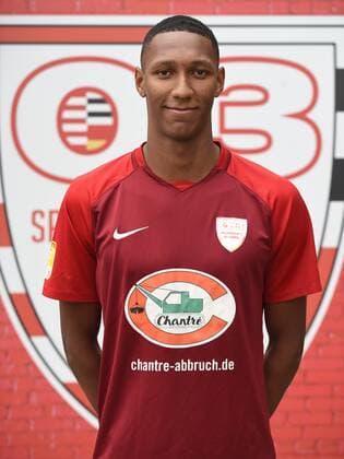 30 08 2020 Neu Ienburg, Sportpark Spvgg 03 Neu Isenburg Photo session portrait season 2020 2021 Robert Metzler l 5, Spvgg 03 Neu Isenburg