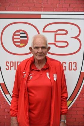 30 08 2020 Neu Ienburg, Sportpark Spvgg 03 Neu Isenburg Photo session portrait season 2020 2021 Zeugwart Jürgen Preller
