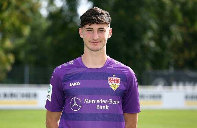 27 08 20 U19 VfB Stuttgart photo shoot season 2020 2011 Germany, Stuttgart, 27 08 2020, football, A Juniors Bundesliga South Southwest, season 2020 2021, U19 VfB Stuttgart photo shoot Kilian Scharner