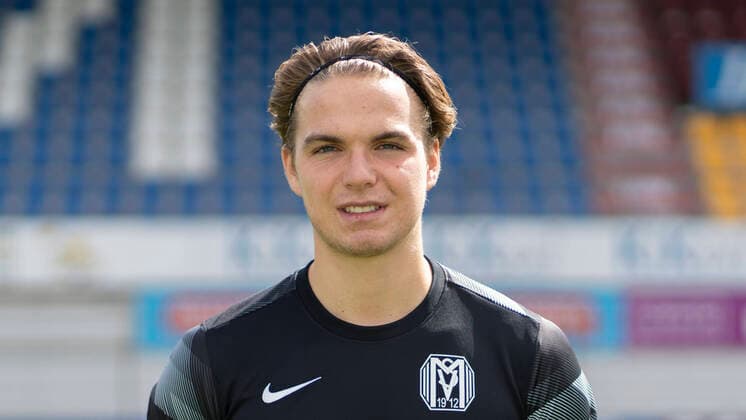 01 09 2020, Hänsch Arena, Meppen, SV Meppen 3 Liga, portrait appointment 2020 2021, goalkeeper Luca Plogmann SV Meppen, 3 Liga, portrait appointment 2020 2021, DFL REGULATIONS PROHIBIT ANY USE OF PHOTOGRAPHS AS IMAGE SEQUENCES AND OR QUASI VIDEO Meppen Lower Saxony Germany Hänsch Arena