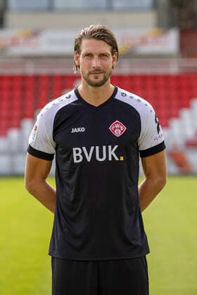 Fabian Giefer, FC Würzburger Kickers, 2 Bundesliga, portrait date 2020 2021, Copyright: HMBxMedia xHeikoxBecker