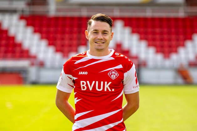 Florian Flecker, FC Würzburger Kickers, 2 Bundesliga, portrait date 2020 2021, Copyright: HMBxMedia xHeikoxBecker