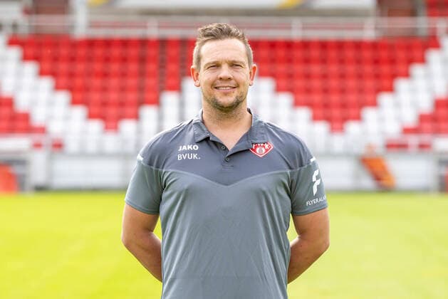 Dominik Schuler Physiotherapist, FC Würzburger Kickers, 2 Bundesliga, portrait date 2020 2021, Copyright: HMBxMedia xHeikoxBecker