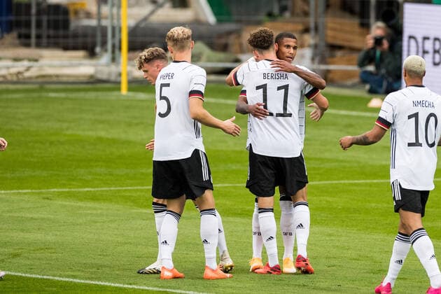 U21 EM Qualification Germany Moldova, BRITA Arena 03 09 2020 Mergim Berisha Germany, 11 meets for 1 0 Cheers at Germany U21 EM Qualification Germany Moldova, BRITA Arena 03 09 2020 REGULATIONS PROHIBIT ANY USE OF PHOTOGRAPHS AS IMAGE SEQUENCES AND OR QUASI VIDEO Copyright: xBEAUTIFULxSPORTS Wunderlx
