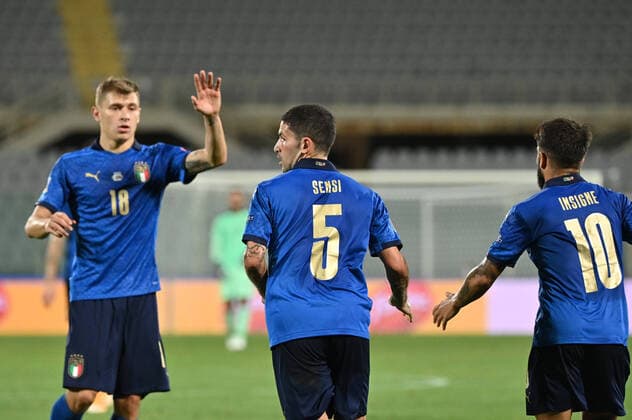 Photo Massimo Paolone LaPresse September 4, 2020 Florence, Italy soccer Italia vs Bosnia and Erzegovina - Nations League - "Artemio Franchi" stadium In the pic: Stefano Sensi (Italia) celebrates with Lorenzo Insigne (Italia) and Nicolo Barella (Italia) after scoring goal 1-1  Copyright: xMassimoxPaolone LaPressex