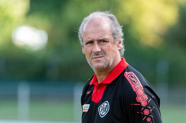Roland Seitz VfR Aalen head coach, TSG Balingen vs VfR Aalen, football, men, Regionalliga Southwest, 1 matchday, season 20 21, GER, 05 09 2020, TSG Balingen vs VfR Aalen, football, men, Regionalliga Southwest, 1 matchday, season 20 21, GER, 05 09 2020 Balingen Copyright: xWolfgangxFrank Eibner-Pressefotox EP_WFK