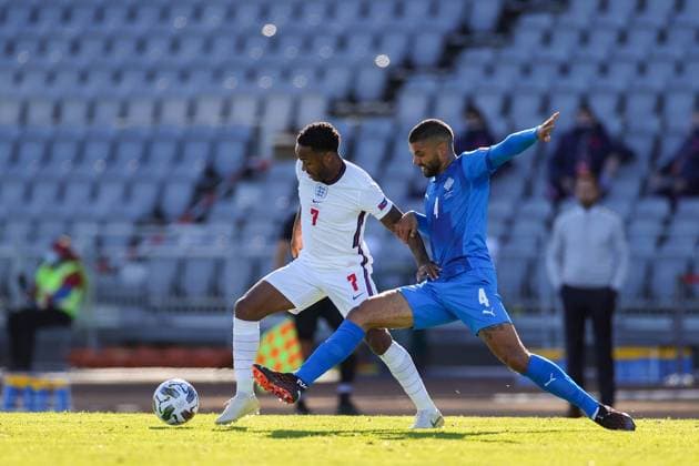 Iceland v England UEFA Nations League 05 09 2020. England midfielder Raheem Sterling (7) tussles with Iceland midfielder Victor Palsson (4) during the UEFA Nations League match between Iceland and England at Laugardalsvollur, Reykjavik, Iceland on 5 September 2020. Editorial use only , Copyright: xNigelxKeenex PSI-10412-0014