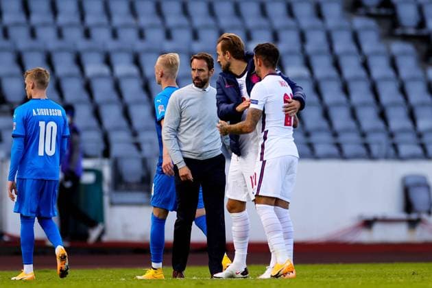 Iceland v England UEFA Nations League 05 09 2020. England head coach Gareth Southgate celebrates at full time with England forward Harry Kane (10) and England forward Danny Ings (21) during the UEFA Nations League match between Iceland and England at Laugardalsvollur, Reykjavik, Iceland on 5 September 2020. Editorial use only , Copyright: xNigelxKeenex PSI-10412-0031
