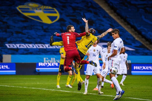 Bilder des Jahres 2020, Sport 09 September Sport Themen der Woche KW36 Sport Bilder des Tages 200905 Goalkeeper Hugo Lloris of France and Pontus Jansson of Sweden during the Nations League football match between Sweden and France on September 5, 2020 in Stockholm. Photo: Joel Marklund BILDBYRAN kod JM JM0013 bbeng fotboll fotball football soccer landskamp nations league sverige sweden sverige a frankrike france *** 200905 Goalkeeper Hugo Lloris of France and Pontus Jansson of Sweden during the Nations League football match between Sweden and France on September 5, 2020 in Stockholm Photo Joel Marklund BILDBYRAN kod JM JM0013 bbeng fotboll fotball fotball football soccer landskamp nations league sverige sweden sverige a frankrike france,  Copyright: JOELxMARKLUND BB200905JM114