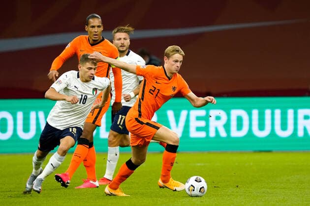 Frenkie de Jong during Uefa Nations League Netherlands-Italy on September, 7 2020 in the Johan Cruijff Arena in Amsterdam, Netherlands. Photo by SCS Sander Chamid AFLO (HOLLAND OUT) Noxthirdxpartyxsales,xHOLLANDxOUT  (143713533)