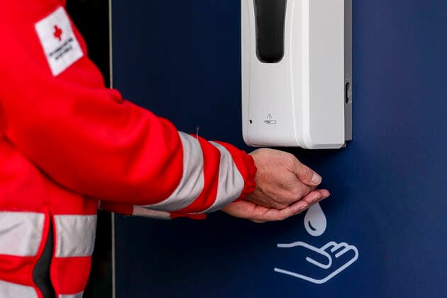 TENNIS - ATP, Tennis Herren Generali Open 2020 KITZBUEHEL,AUSTRIA,08.SEP.20 -TENNIS - ATP World Tour, Generali Open 2020. Image shows a disinfectant dispenser. GEPAxpictures xPatrickxSteiner