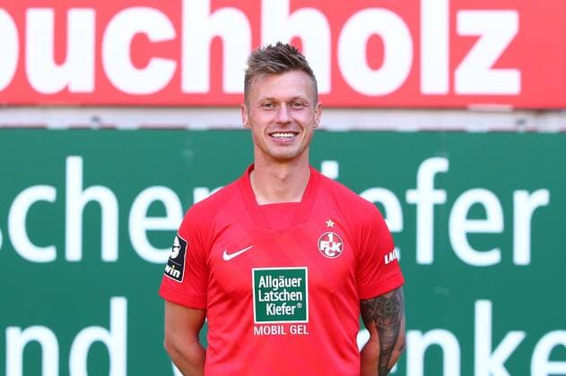 Marvin Pourie 1 FC Kaiserslautern 3 Liga, portrait date 2020 2021 1 FC Kaiserslautern 3 Liga, portrait date 2020 2021 Kaiserslautern Copyright: xWeissx Eibner-Pressefotox EP_rws