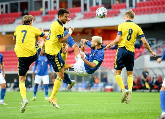 Italy s Patric Cutrone tries to control the ball during the U21 European Championships qualifiaction soccer match between Sweden and Italy at Guldfageln Arena in Kalmar, Sweden, on Sept 08, 2929 KALMAR SWEDEN x10760x,  Copyright: xPatricxSoderstrom TTx SOCCER U21 SWEDEN-ITALY