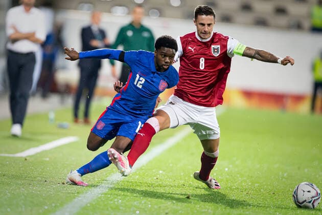 SOCCER - UEFA U21, U 21 EURO Quali, AUT vs ENG RIED,AUSTRIA,08.SEP.20 - SOCCER - UEFA Under-21 European Championship, EM, Europameisterschaft qualification, OEFB international match, Länderspiel, Nationalmannschaft Austria vs England. Image shows Tariq Lamptey (ENG) and Marco Friedl (AUT). GEPAxpictures xManfredxBinder