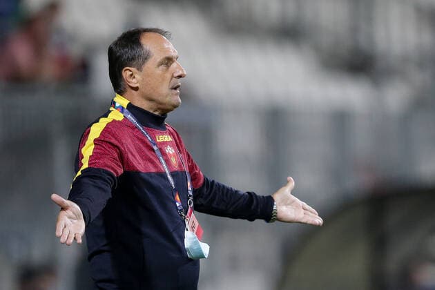 Faruk Hadzibegic Coach Montenegro questioning, Portrait Football, UEFA Nations League 2020 21, Season 2020 2021, 2 Matchday, Group C 08 09 2020 Luxembourg Montenegro Luxembourg vs Montenegro Stade Josy Barthel, Luxembourg