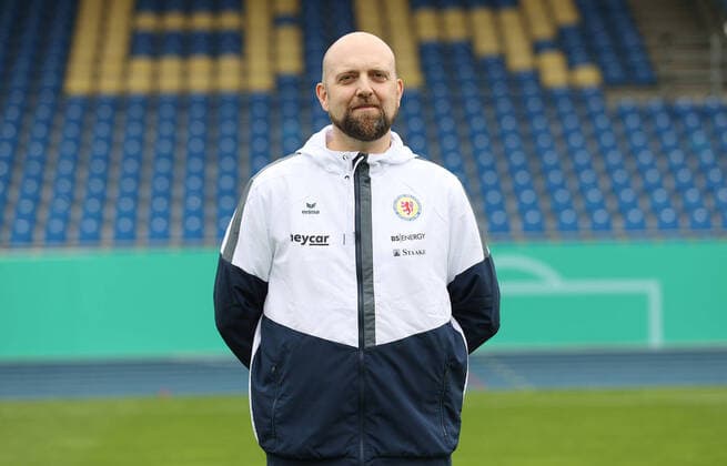 Eintracht Braunschweig 2020 2021 Alex Ruhe Eintracht Braunschweig 2 BL, portrait date 2020 2021, Braunschweig
