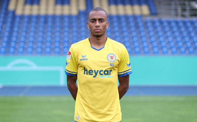 Eintracht Braunschweig 2020 2021 Yassin Ben Balla Eintracht Braunschweig 2 BL, portrait date 2020 2021, Braunschweig