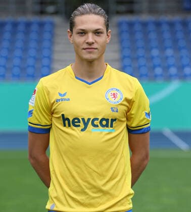 Eintracht Braunschweig 2020 2021 Leon Bürger Eintracht Braunschweig 2 BL, portrait date 2020 2021, Braunschweig