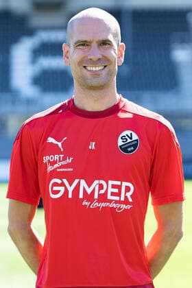 Joachim Krainz Physiotherapist SV Sandhausen 2 Bundesliga, portrait date 2020 2021 xozx