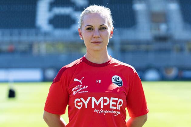 Franziska Wickenhäuser Physiotherapist SV Sandhausen 2 Bundesliga, portrait date 2020 2021 xozx