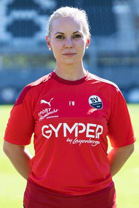 Franziska Wickenhäuser Physiotherapist SV Sandhausen 2 Bundesliga, portrait date 2020 2021 xozx