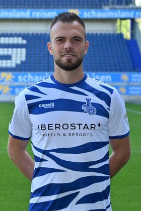 Orhan Ademi MSV Duisburg 3 Liga, portrait date 2020 2021 Duisburg Schauinsland Arena Nordrhein Westfalen Germany Team2