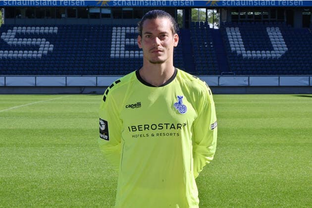 Goalkeeper Steven Deana MSV Duisburg 3 Liga, portrait date 2020 2021 Duisburg Schauinsland Arena Nordrhein Westfalen Germany Team2