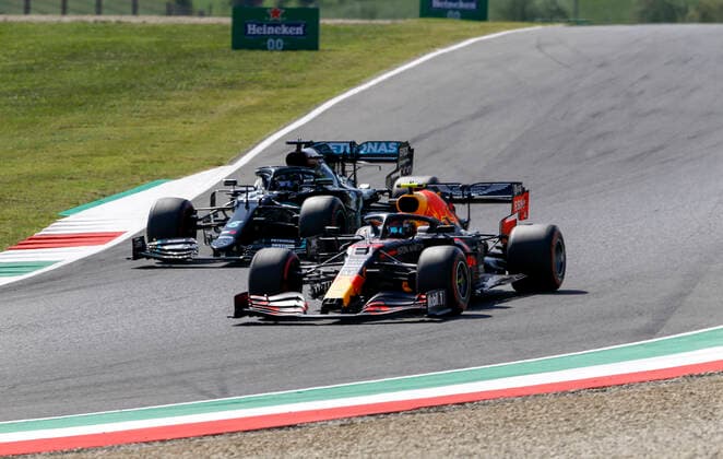 Motorsports FIA Formula One World Championship 2020, Grand Prix of Toscana, 23 Alexander Albon THA, Aston Martin Red Bull Racing , 44 Lewis Hamilton GBR, Mercedes AMG Petronas Formula One Team , Scarperia Italy