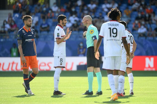 08 PIERRE LEES MELOU (NICE) - ANTONY GAUTIER (ARBITRE) FOOTBALL : Montpellier vs Nice - Ligue 1 Uber Eats - 12 09 2020 FEP Panoramic 