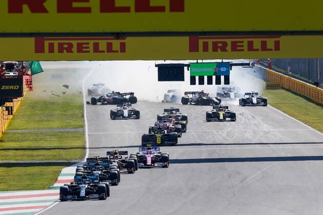 Motorsports FIA Formula One World Championship 2020, Grand Prix of Tuscany, Crash at the restart between 99 Antonio Giovinazzi ITA, Alfa Romeo Racing ORLEN , 20 Kevin Magnussen DEN, Haas F1 Team , 6 Nicholas Latifi CAN, Williams Racing , 55 Carlos Sainz ESP, McLaren F1 Team , Scarperia Italy