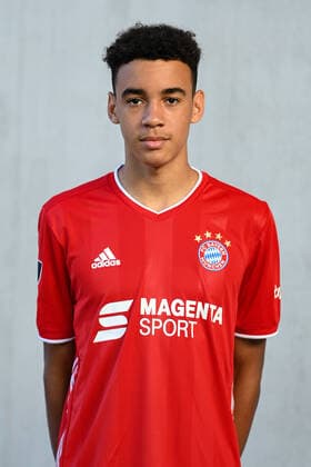 Jamal Musiala FC Bayern Munich II 3 League, portrait date 2020 2021 xslx